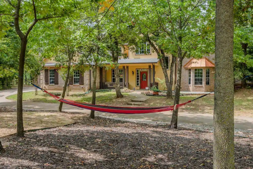 Photo of Outdoor in Hickory Creek