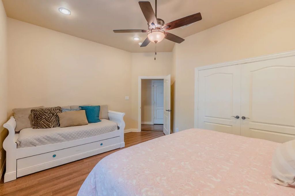 Photo of Bedroom in Hickory Creek