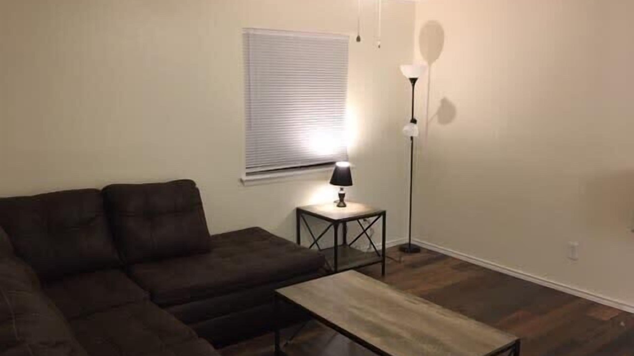 Photo of Livingroom in Lawton