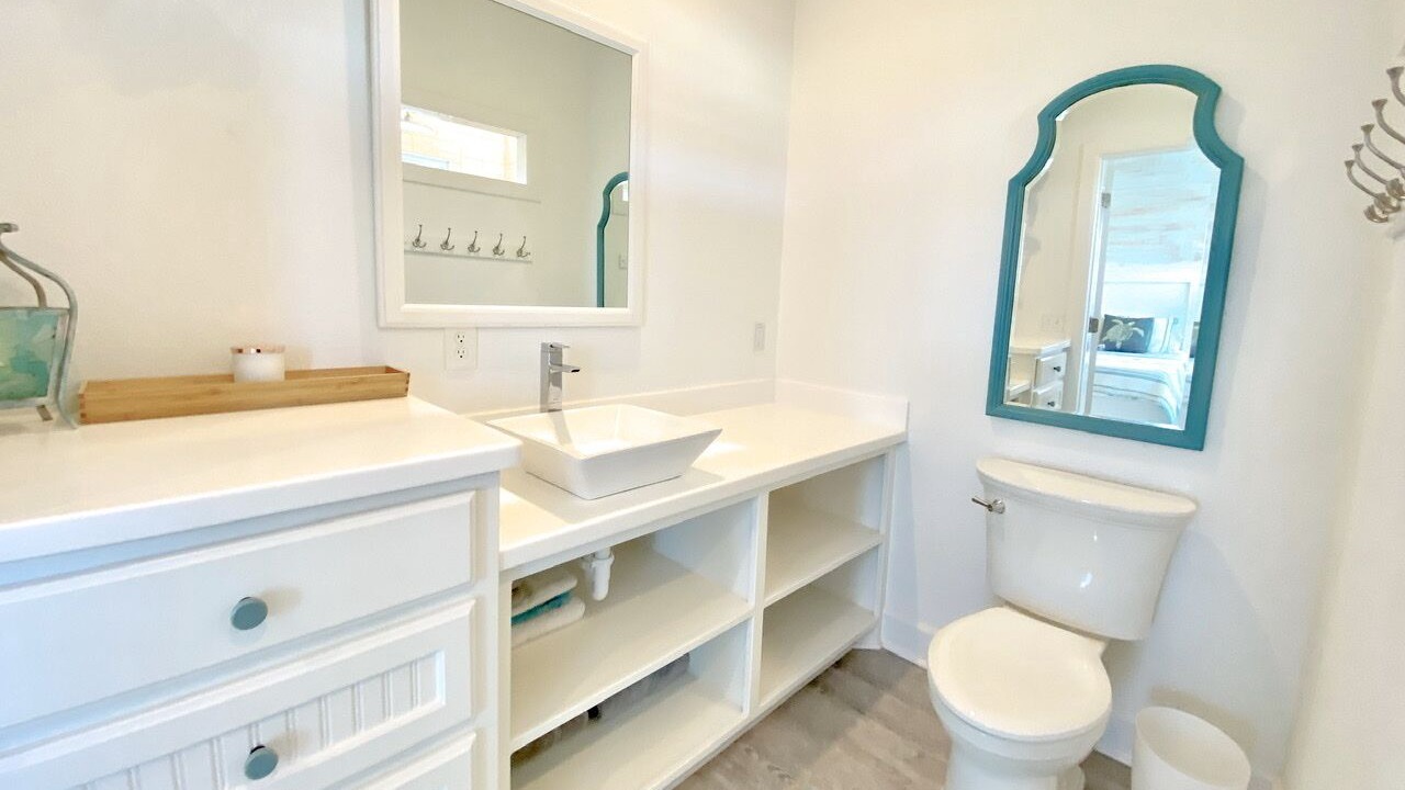 Photo of Bathroom in Crystal Beach