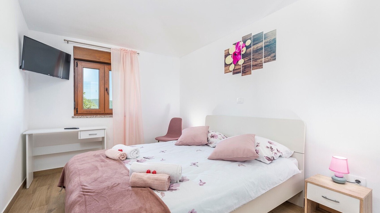 Photo of Bedroom in Groznjan