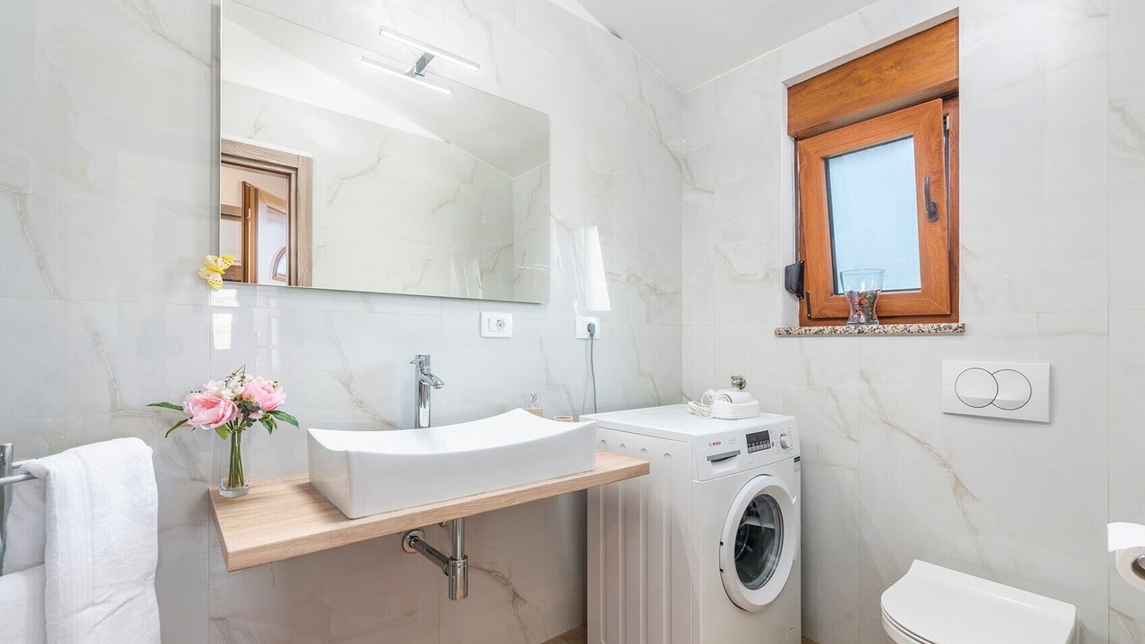 Photo of Bathroom in Groznjan