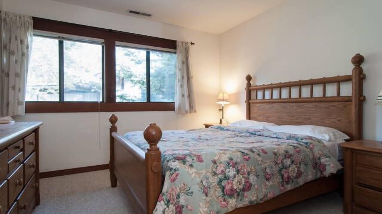 Photo of Bedroom in Olympic Valley