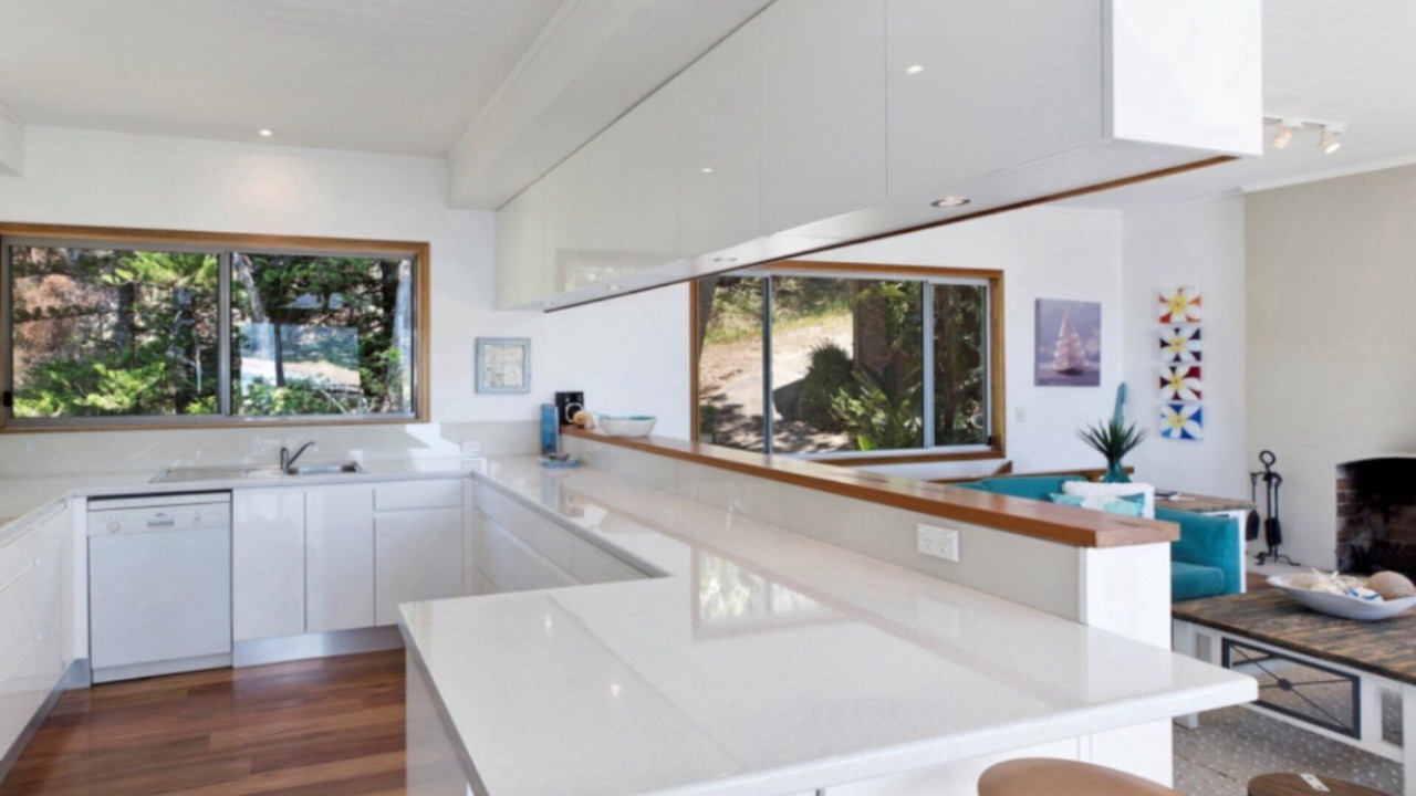 Photo of Kitchen in Macmasters Beach
