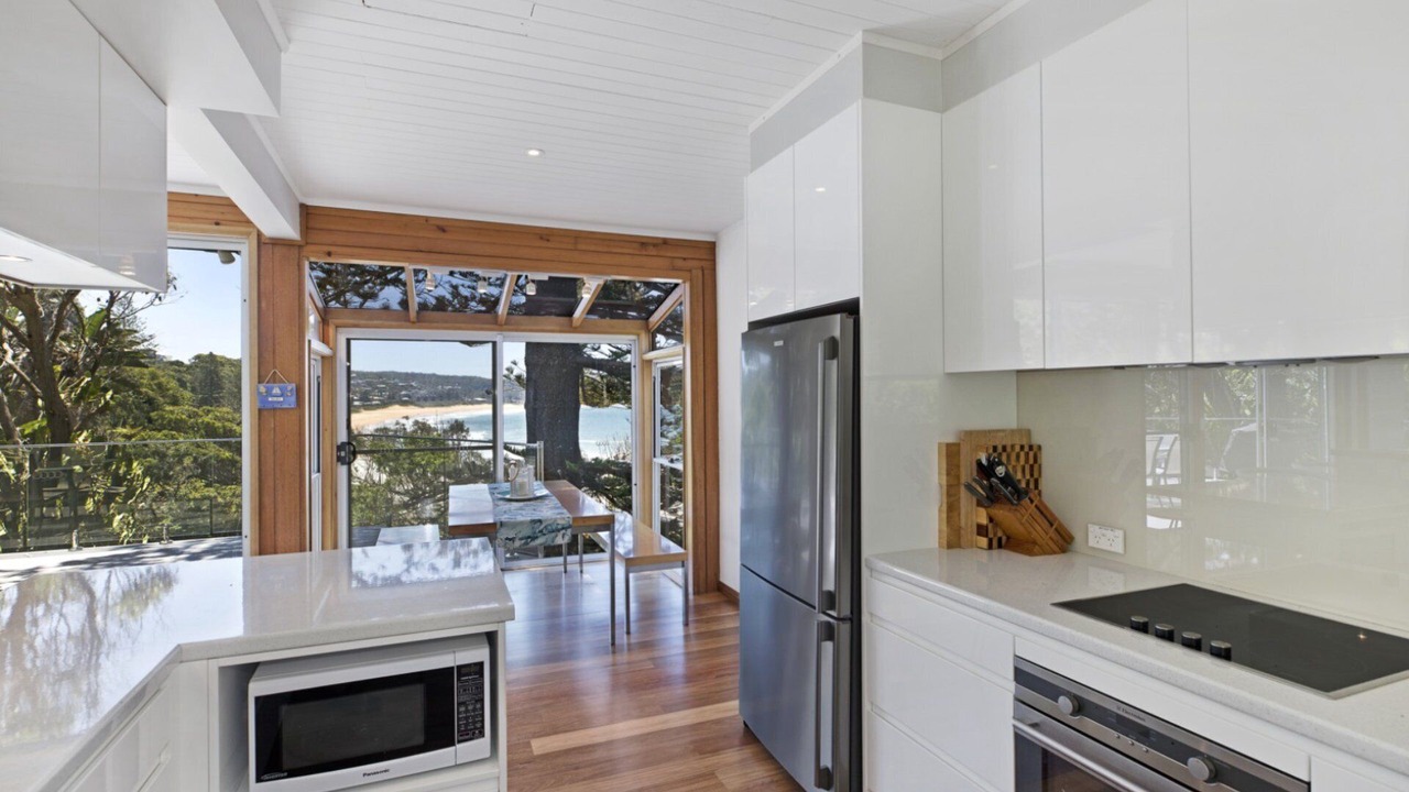 Photo of Kitchen in Macmasters Beach
