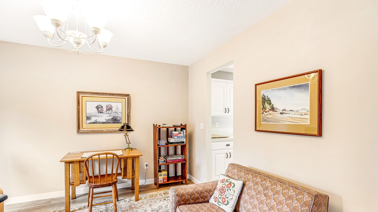 Photo of Livingroom in Nehalem