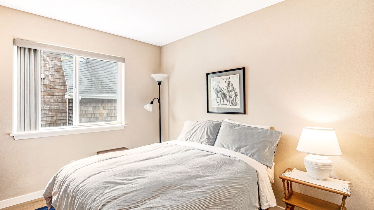 Photo of Bedroom in Nehalem