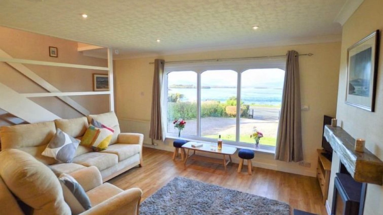 Photo of Livingroom in Connel