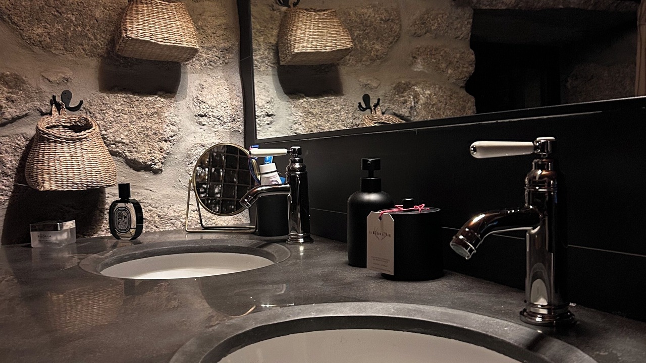Photo of Bathroom in Fontans