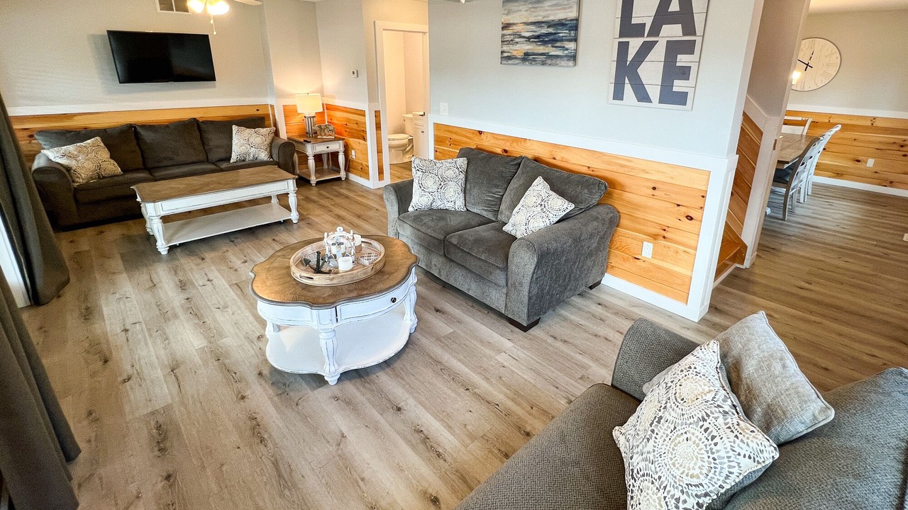 Photo of Livingroom in Bolton Landing