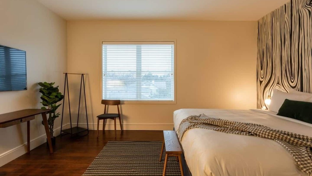 Photo of Bedroom in 12 South