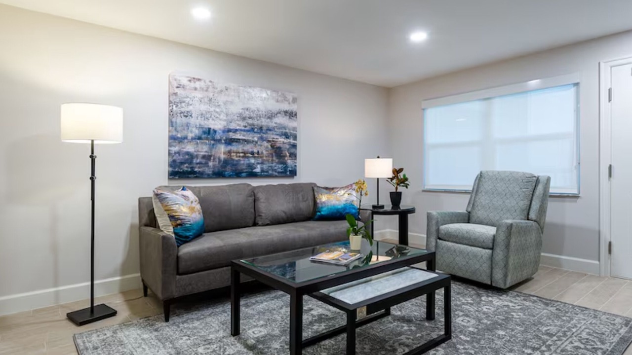 Photo of Livingroom in North Naples
