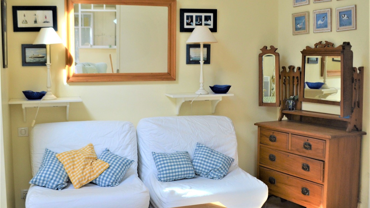 Photo of Others in Saint-Marc-sur-Mer