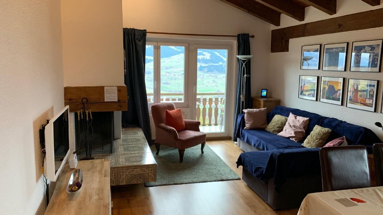 Photo of Livingroom in Surcuolm
