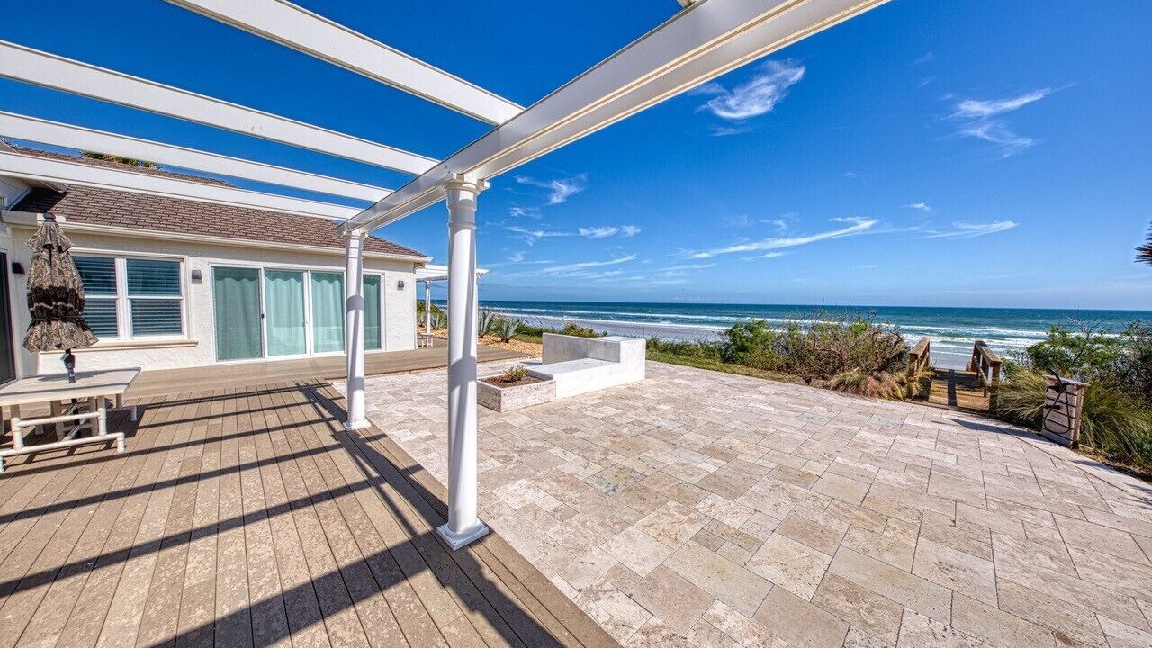 Photo of Patio Balcony in Wilbur-By-The-Sea