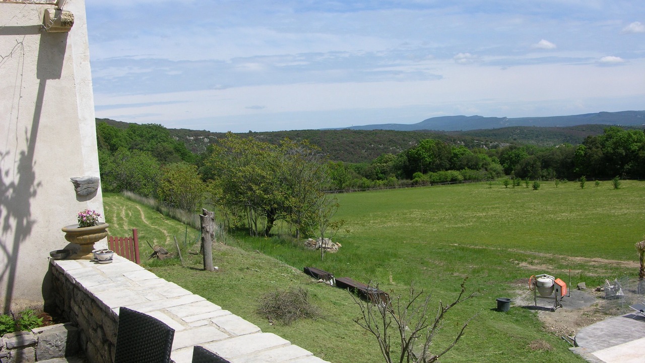 Photo of Patio Balcony in Rousson