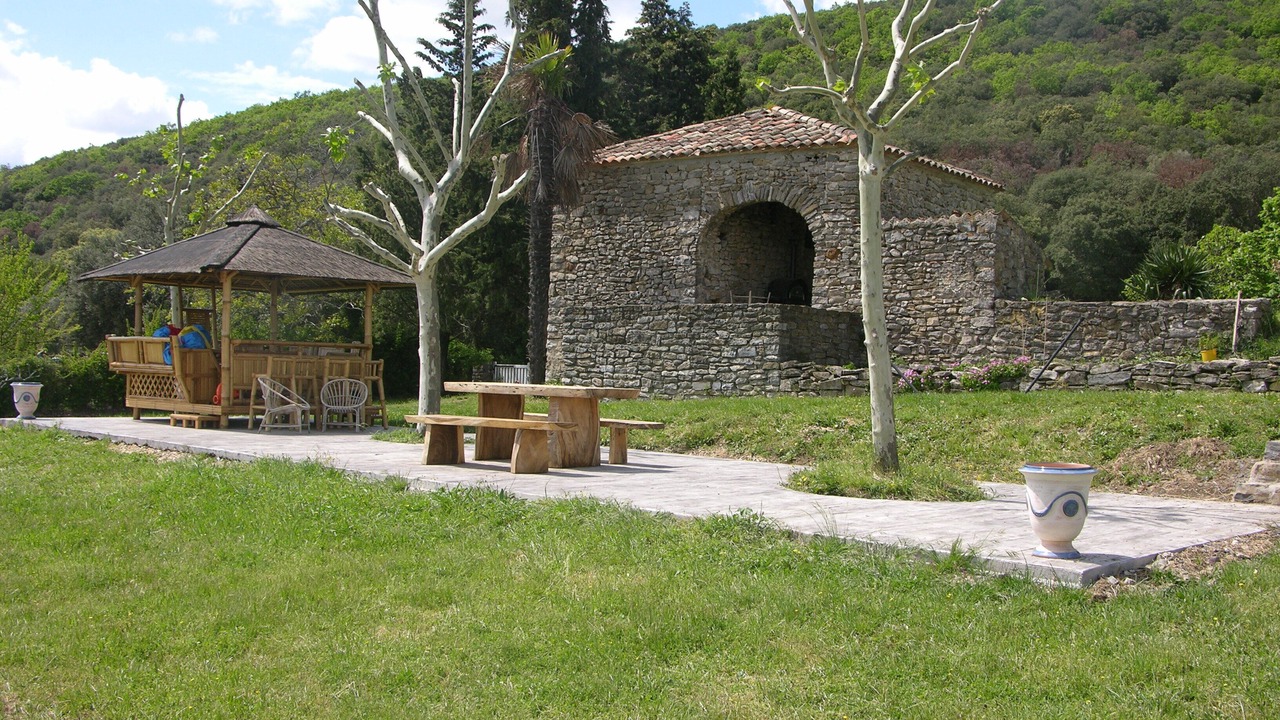 Photo of Outdoor in Rousson