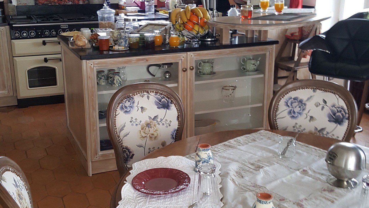 Photo of Others in Rousson