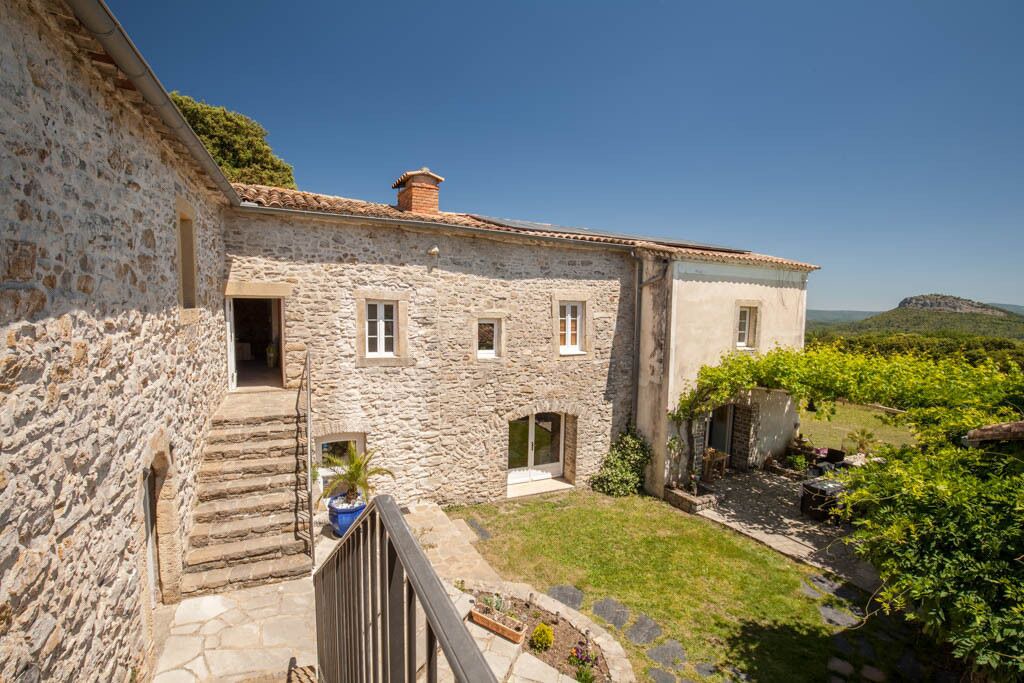 Photo of Outdoor in Rousson