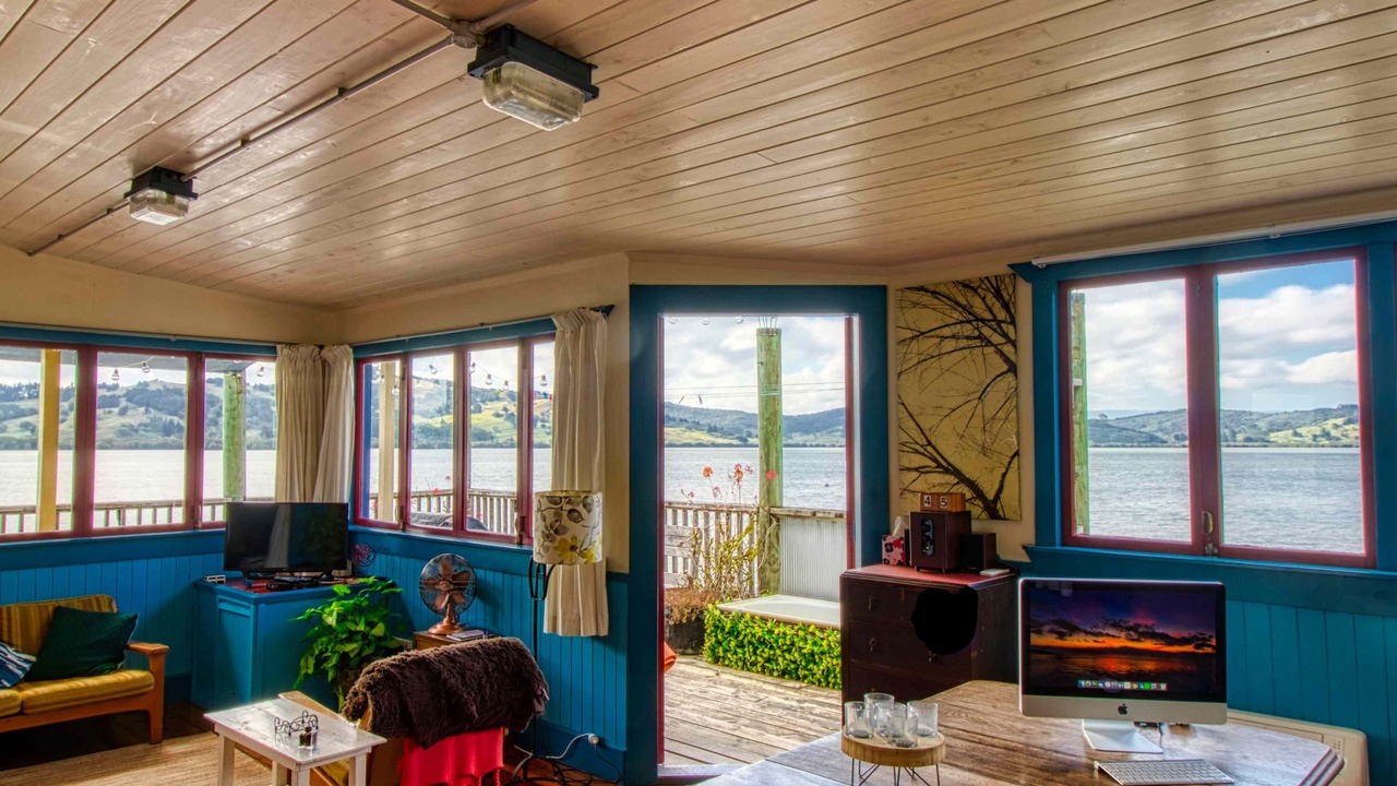 Photo of Livingroom in Kohukohu