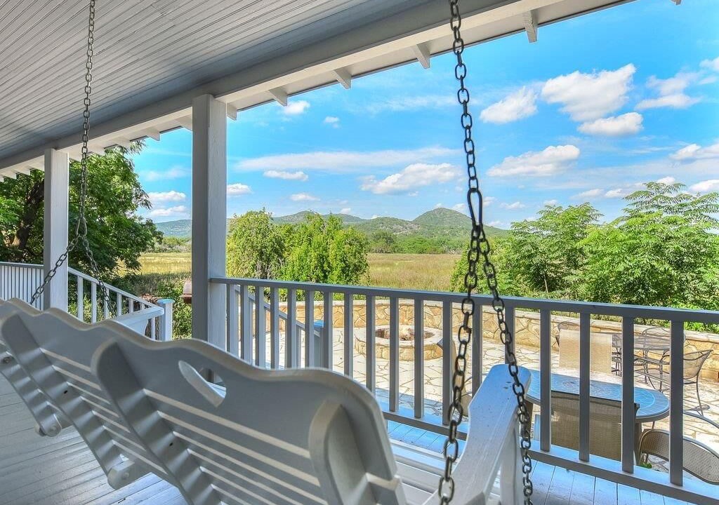 Photo of Outdoor in Leakey