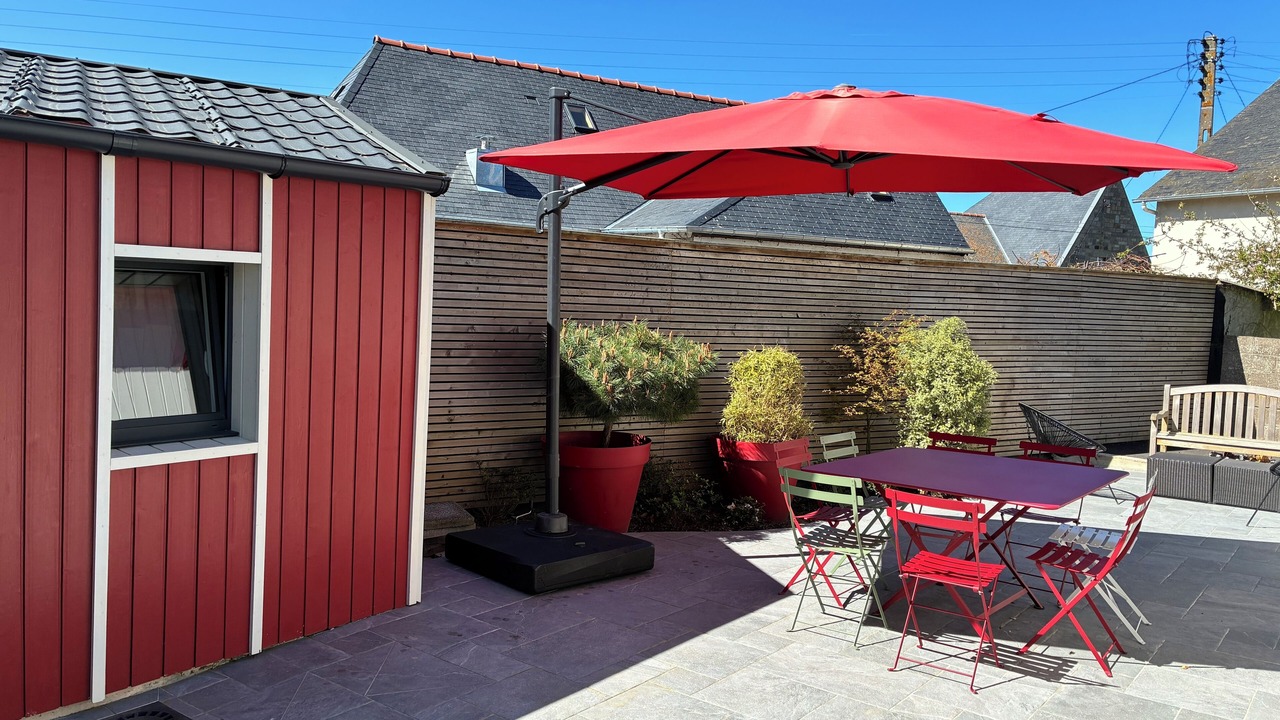Photo of Outdoor in Parame
