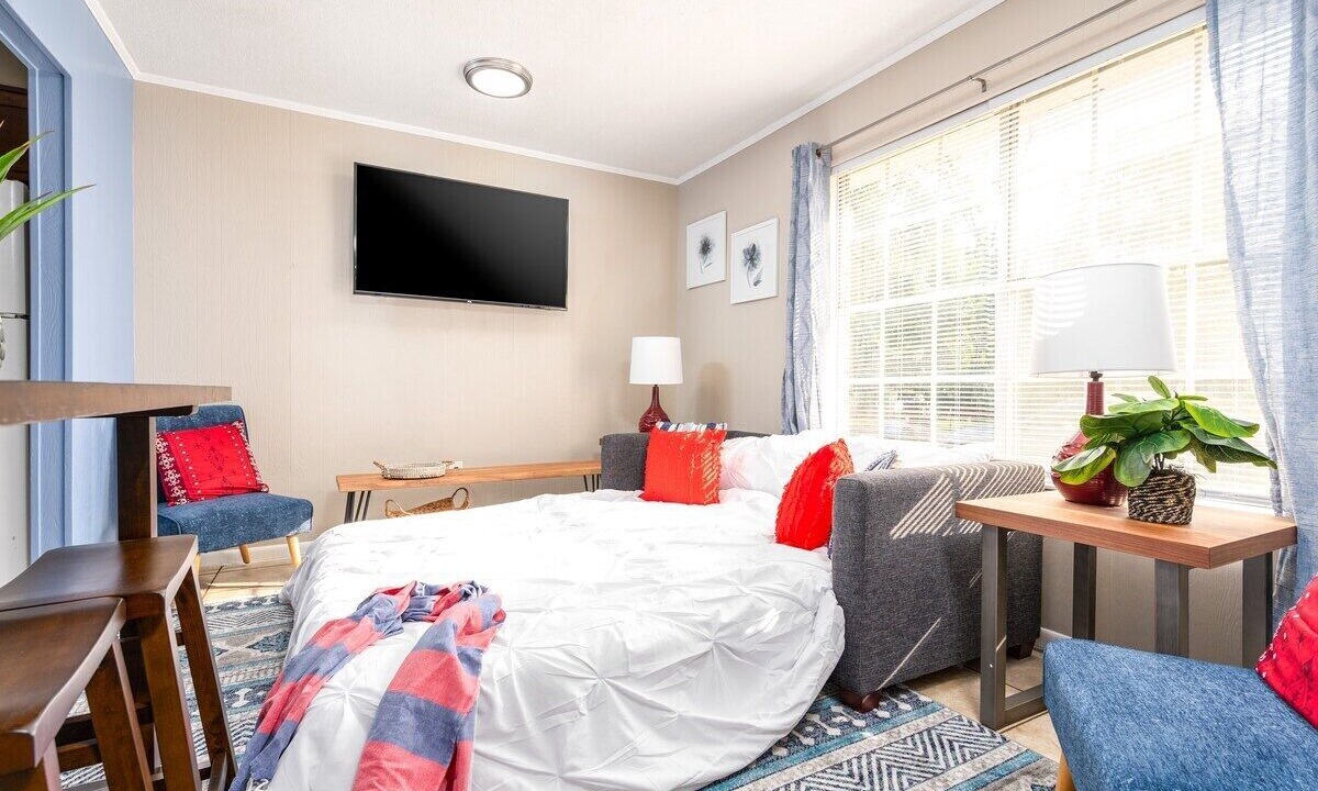 Photo of Bedroom in Pineville