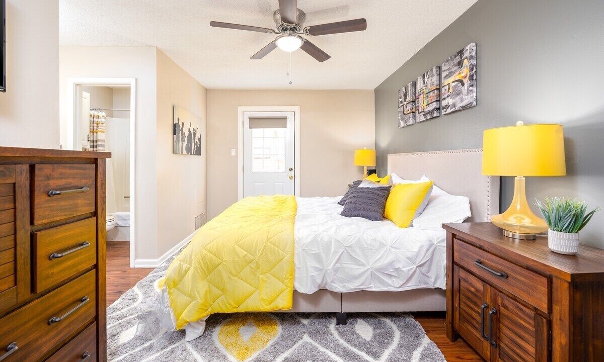 Photo of Bedroom in Pineville