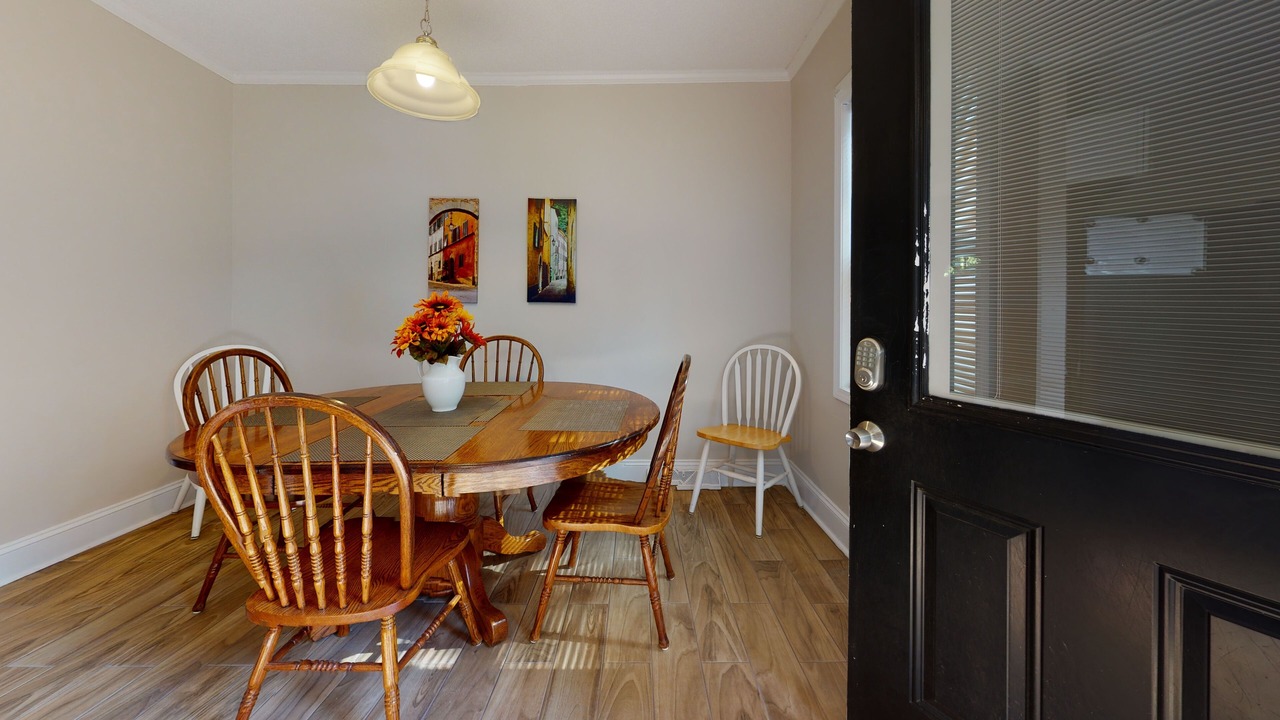 Photo of Livingroom in Cartersville