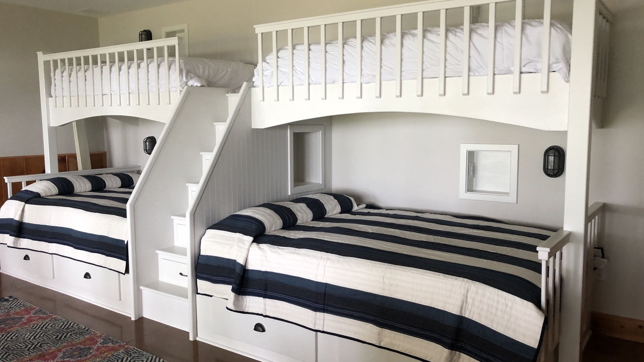 Photo of Bedroom in Skaneateles