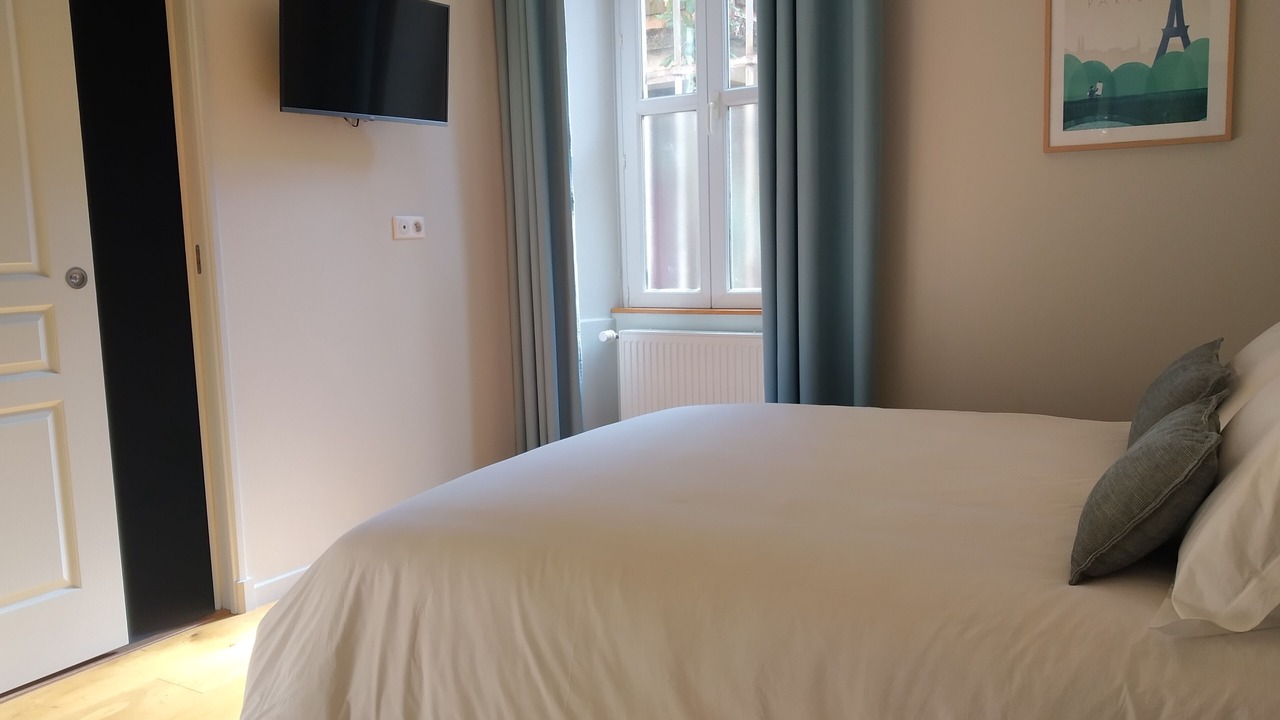 Photo of Bedroom in Beaune City Centre