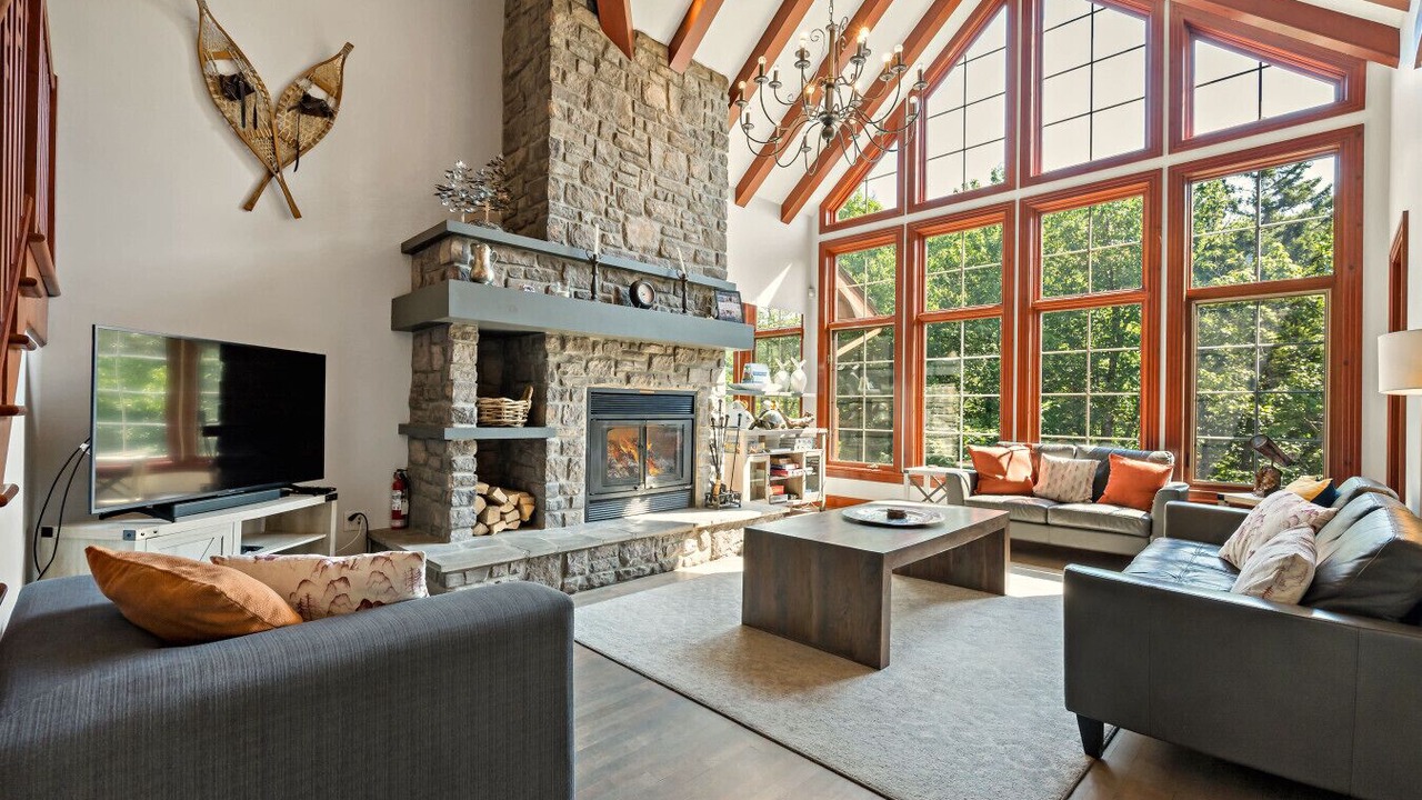 Photo of Livingroom in Mont-Tremblant