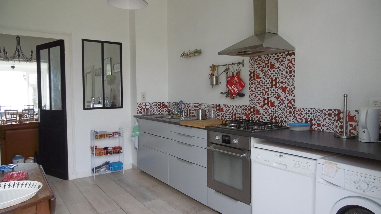 Photo of Kitchen in Saint-Marc-sur-Mer