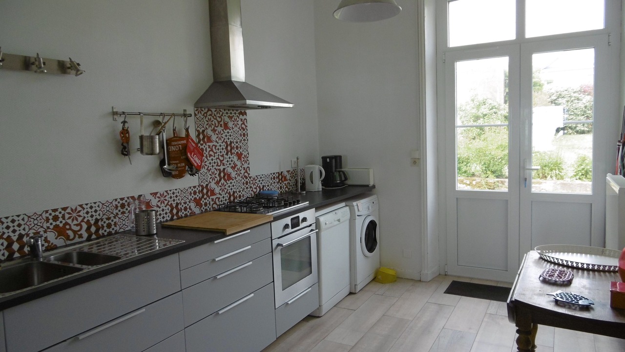 Photo of Kitchen in Saint-Marc-sur-Mer