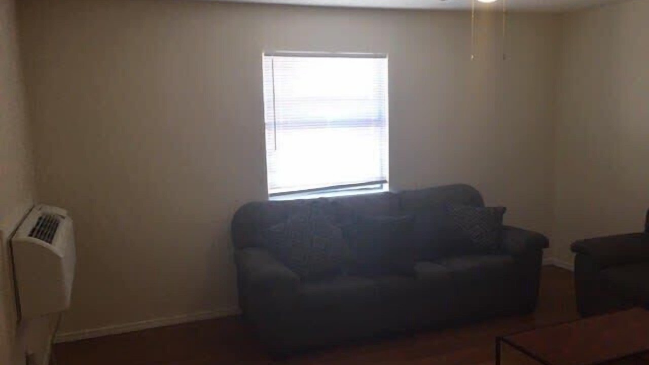 Photo of Livingroom in Lawton