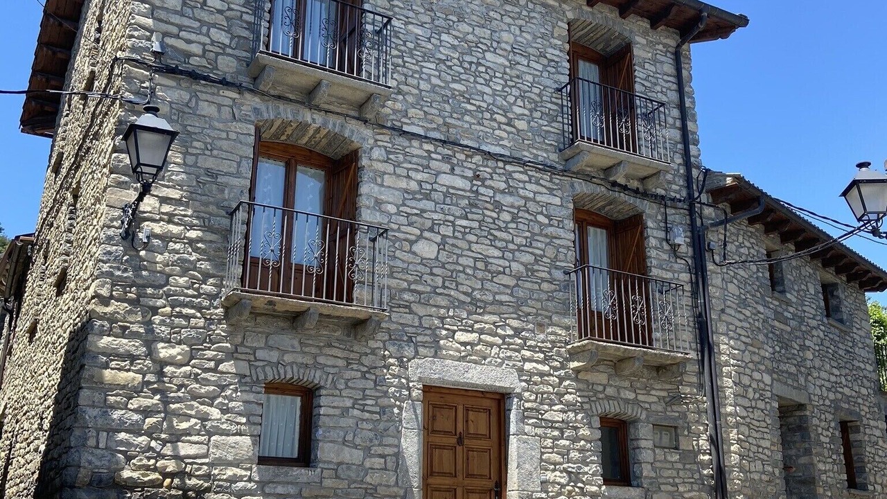 Photo of Outdoor in Fiscal