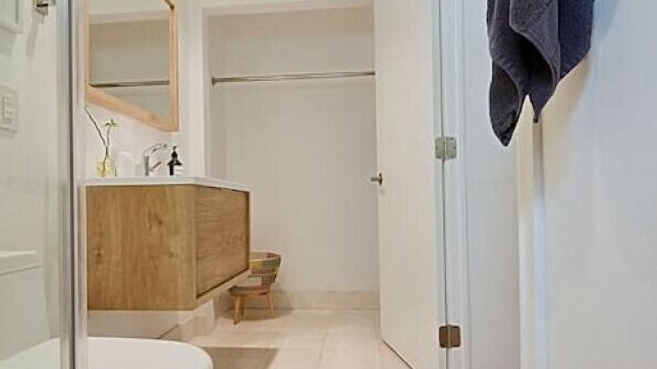 Photo of Bathroom in Douglas