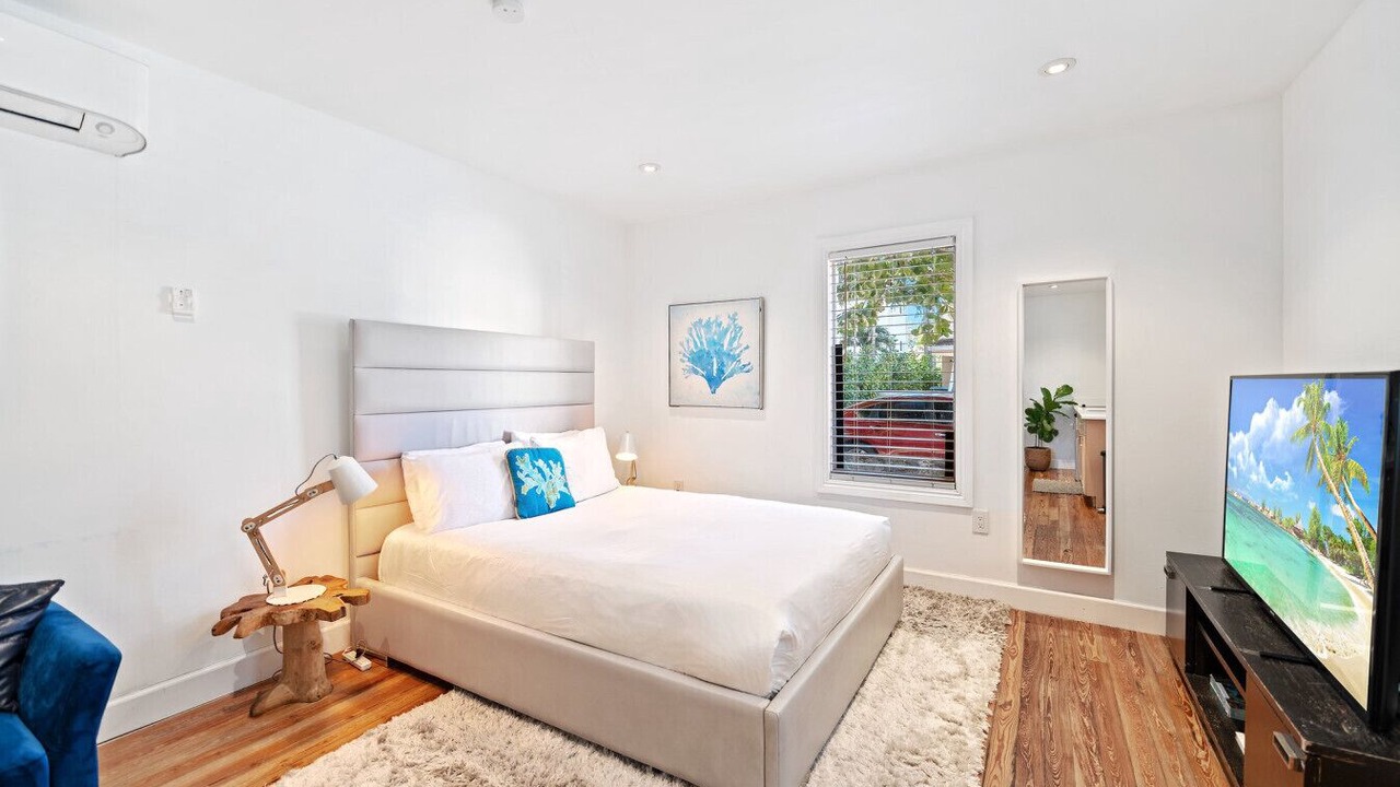 Photo of Bedroom in Douglas
