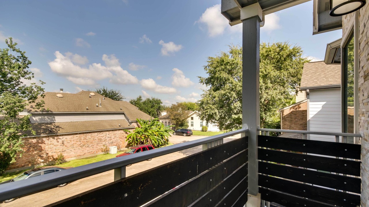 Photo of Patio Balcony in Briarforest