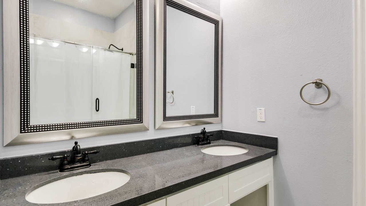 Photo of Bathroom in Briarforest