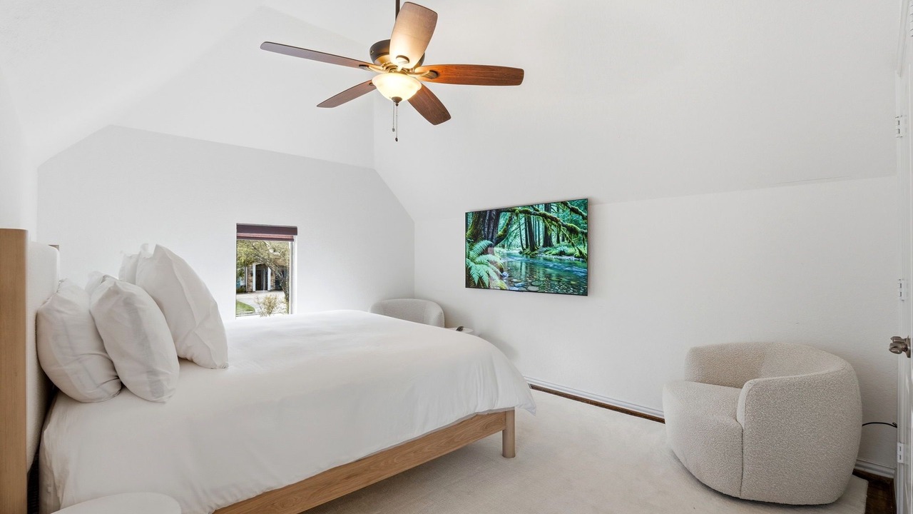 Photo of Bedroom in Panther Creek
