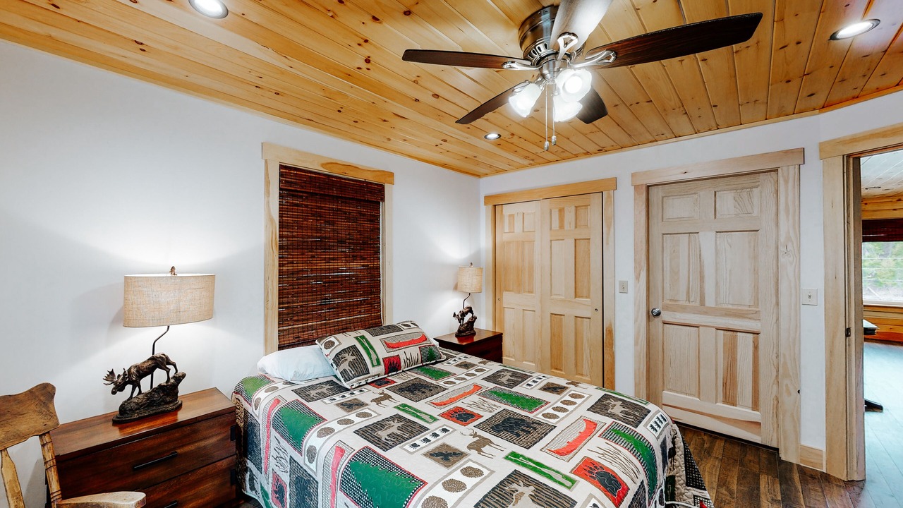 Photo of Bedroom in Rockwood