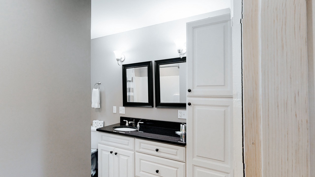 Photo of Bathroom in Rockwood