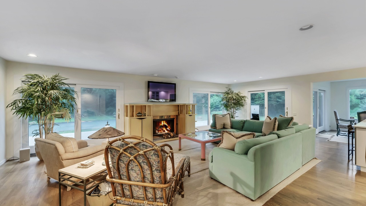 Photo of Livingroom in Water Mill