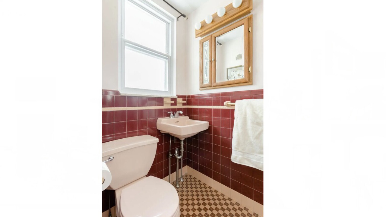 Photo of Bathroom in Ardmore