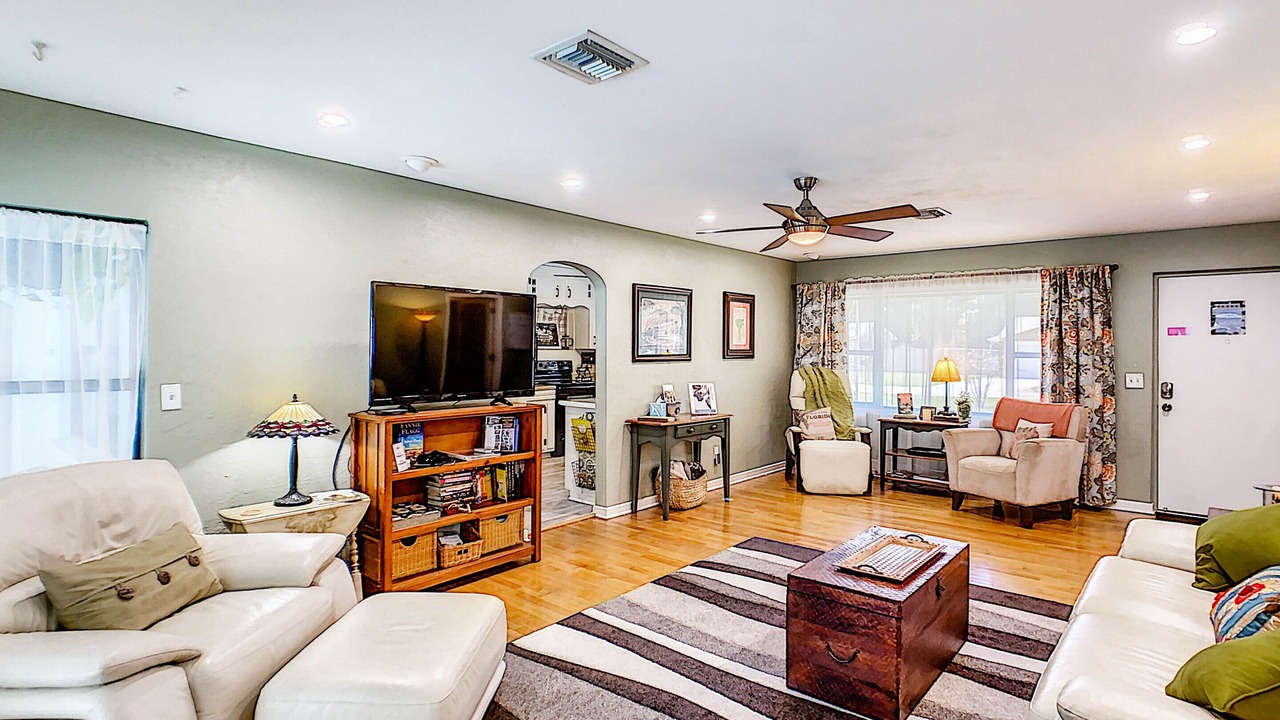 Photo of Outdoor in DeBary