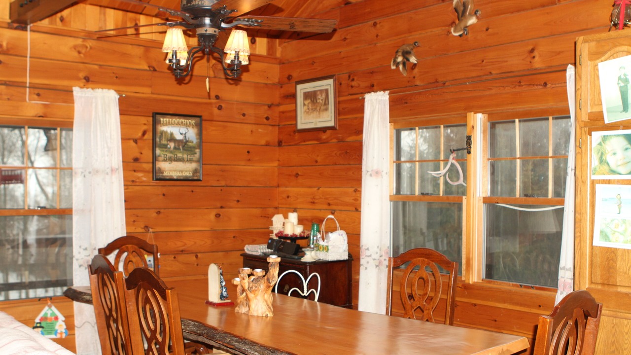 Photo of Bedroom in Town of Masonville