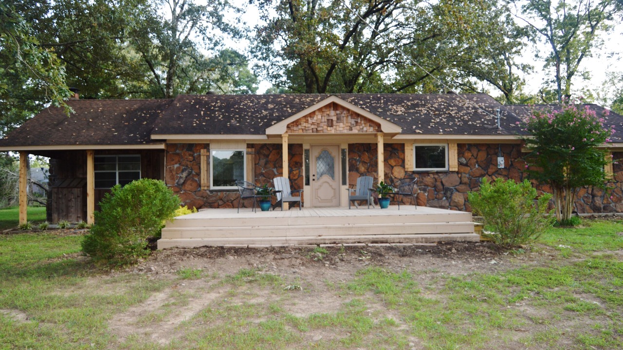 Photo of Outdoor in Clarksville