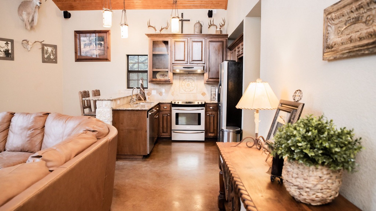 Photo of Livingroom in San Saba