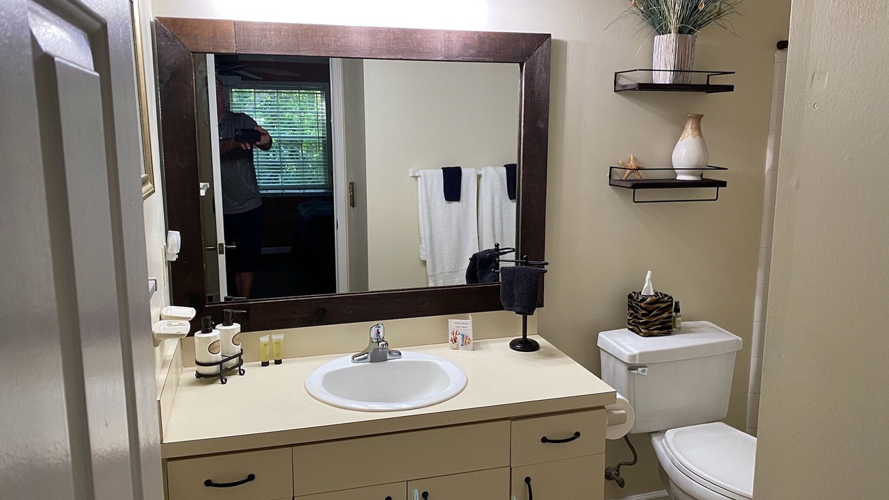 Photo of Bathroom in Palm Valley